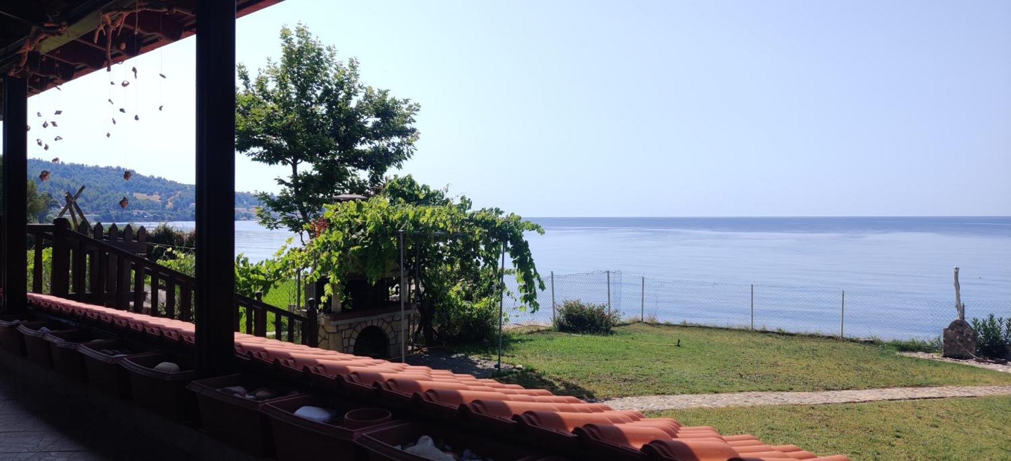Sea Esta Holiday Home Nea Skioni Exterior photo